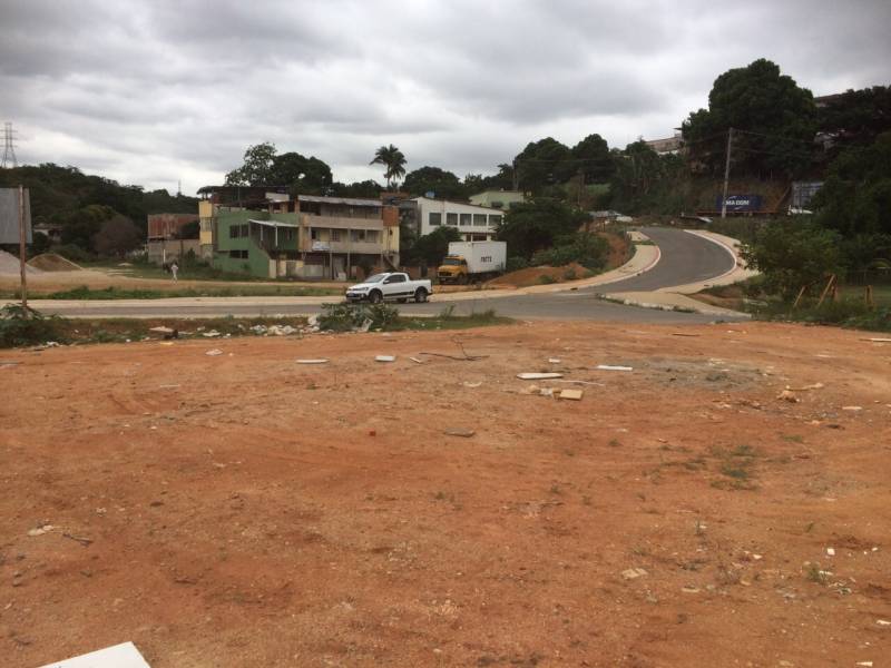Grande terreno em Itacibá