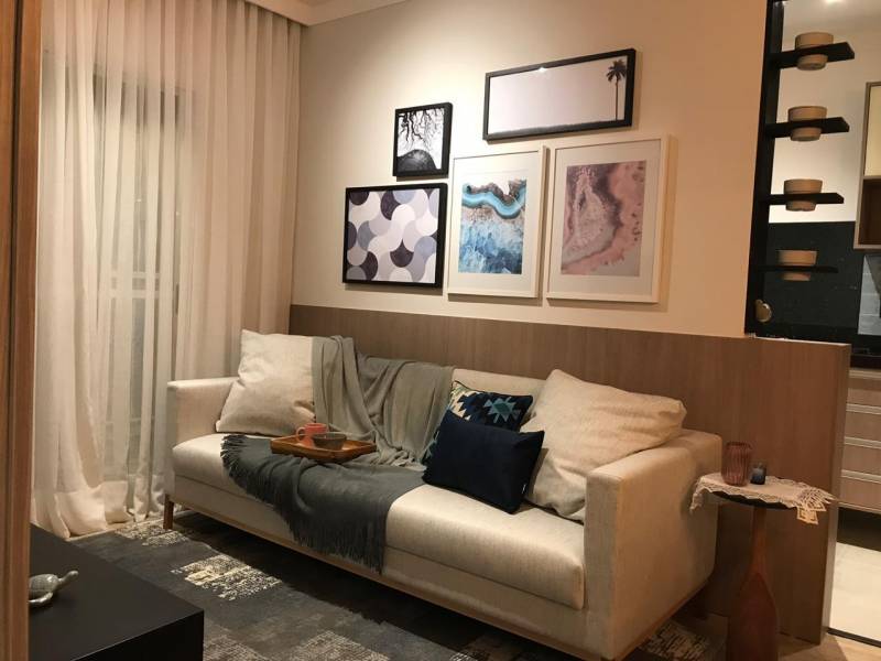 Apartamento com Sacada Gourmet entrada pela Sala e Área de Serviço