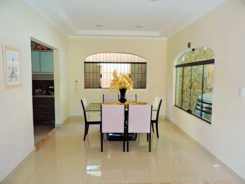 Belíssima casa na enseada Guarujá