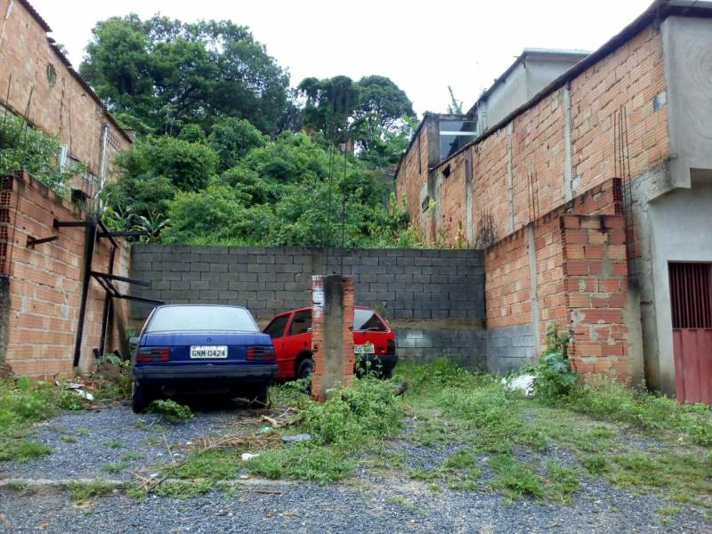 Lote de 360m2 em São Jose da Lapa