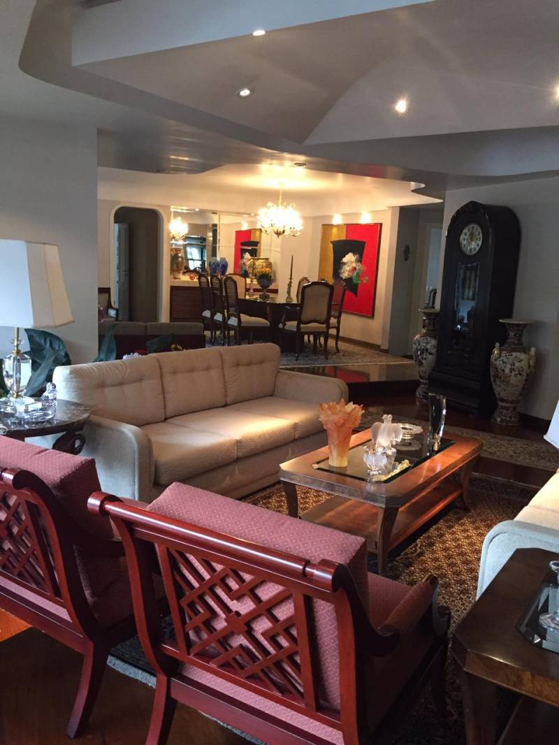 Apartamento com 4 suítes 420 m² Morumbi