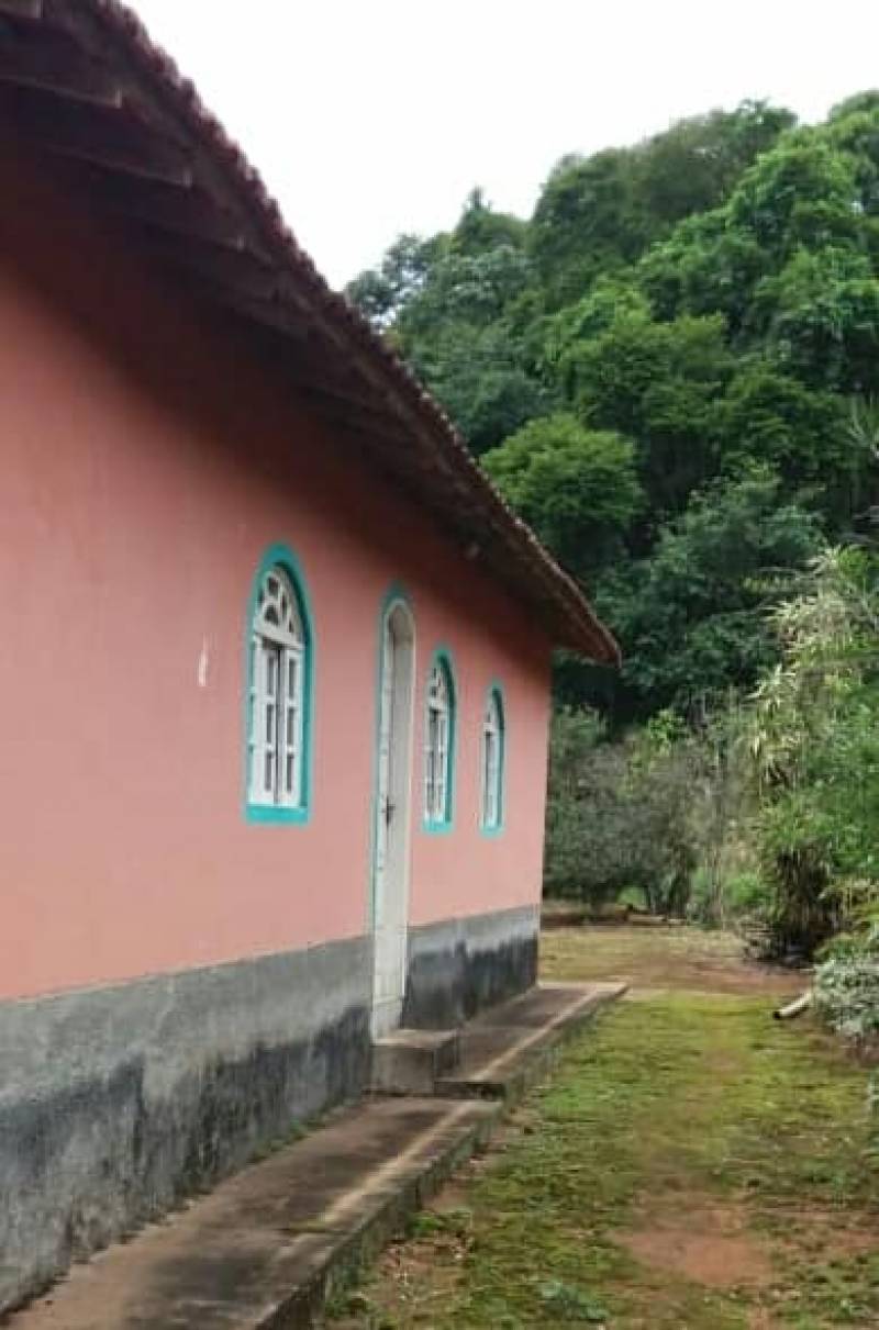Lindo sitio a venda na região serrana