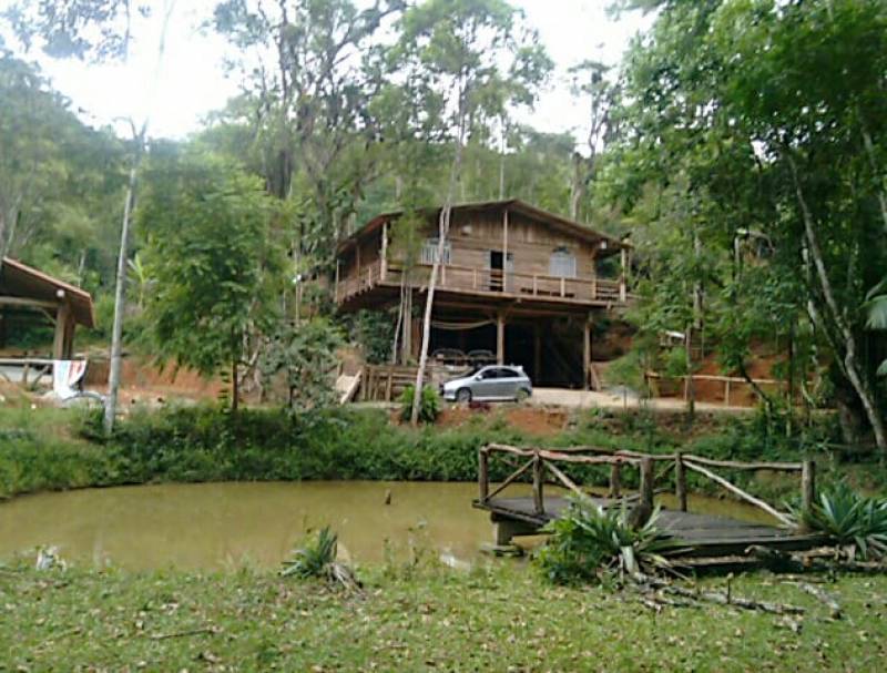 Saia do stress da cidade morando em uma linda chacrinha em Camboriú.