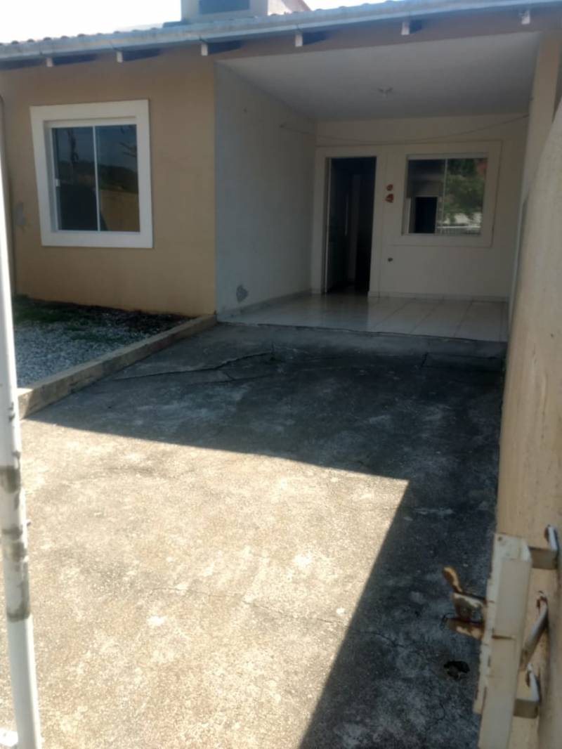 Oportunidade sair do aluguel casa 2 dorm l Aceita carro no negócio