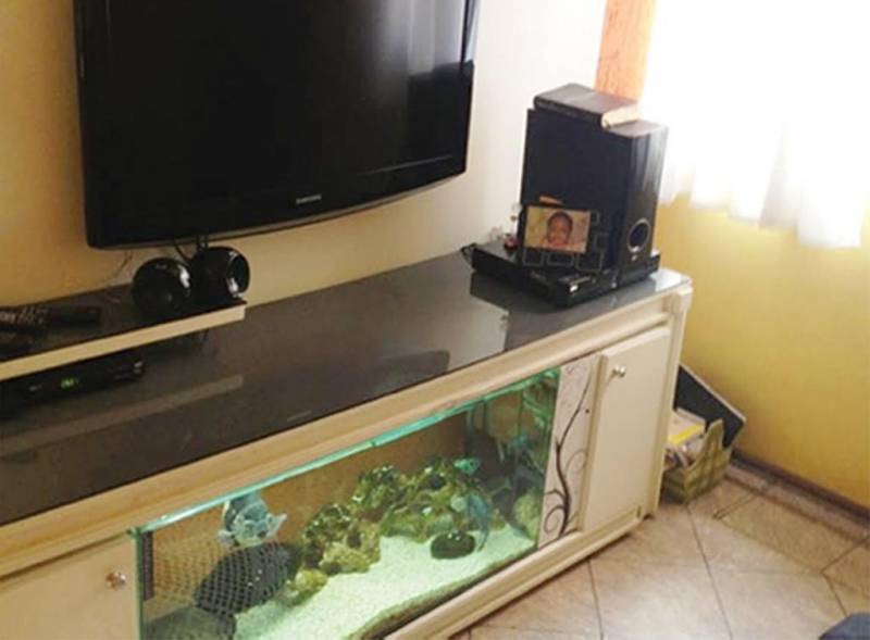 Vende 1 apto de CDHU - Jd. Valo Verde - Embu das Artes/SP