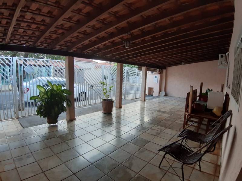 Casa nova 3 dormitórios a 25km de São José do Rio Preto  aceita permuta em São Paulo 