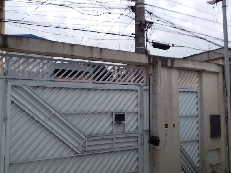 Casa 200 mts monotrilho Vila Tolstoi 