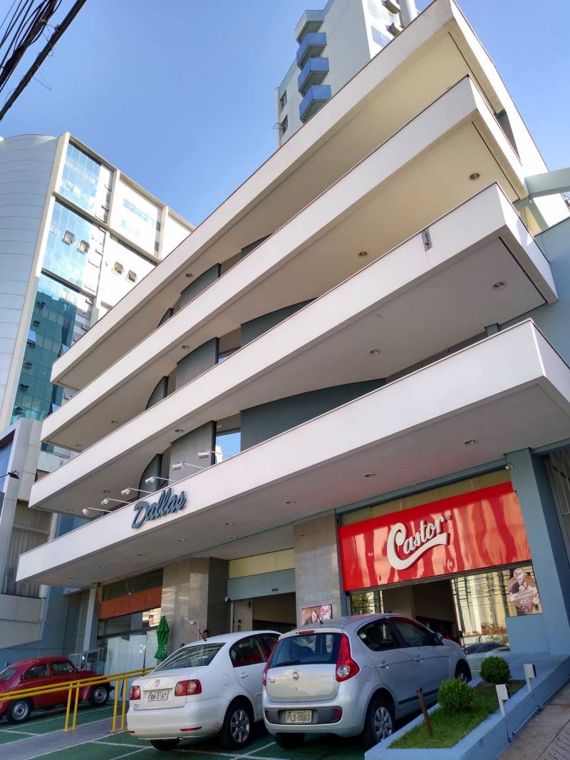 Parque Campolim - Sorocaba-SP - Conjunto Comercial Mobiliado (3 Banheiros, 3 Vagas na garagem e Ar condicionado) Um Ótimo Negócio!!!