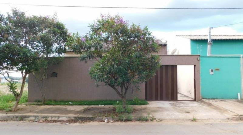 casa 3 quartos lote de esquina e avenida