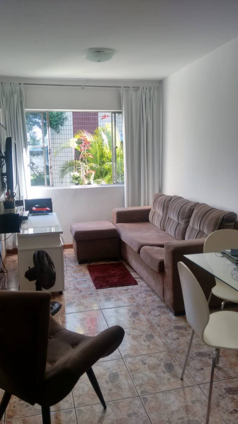 Apto 2 qtos no (1° Andar) Próximo ao Centro