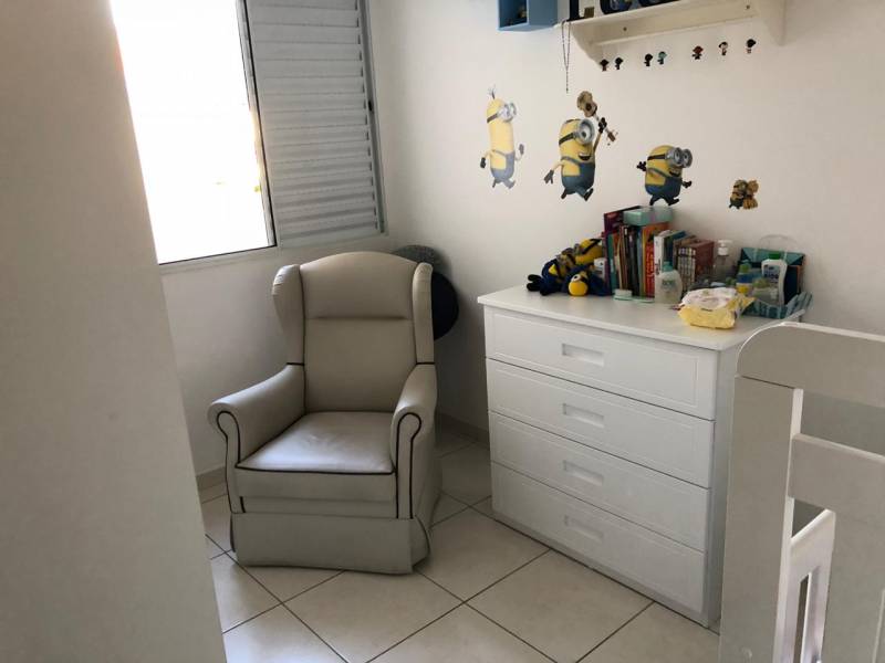 Vendo Casa Condomínio