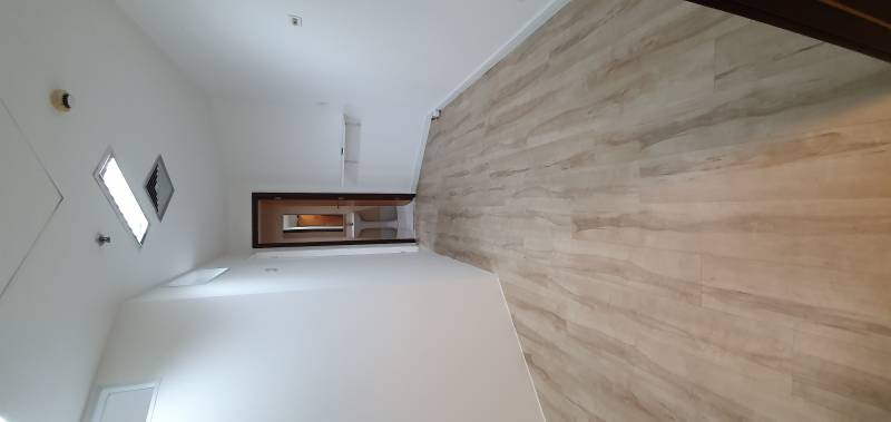 Moema Conj Comercial 30mts, 2 banhs., ar cond., vaga Predio 24horas