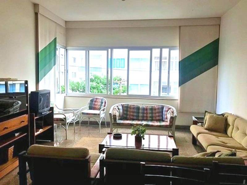 Apartamento 3 Dormitórios, 1 Suíte, 2 Vagas, 135 m ² em Pitangueiras
