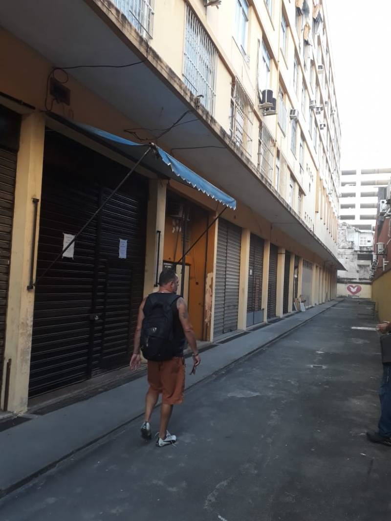 Alugo loja rua Carolina Machado em Madureira