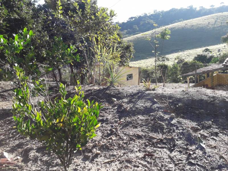 Vende-se Chácara em Natividade da Serra