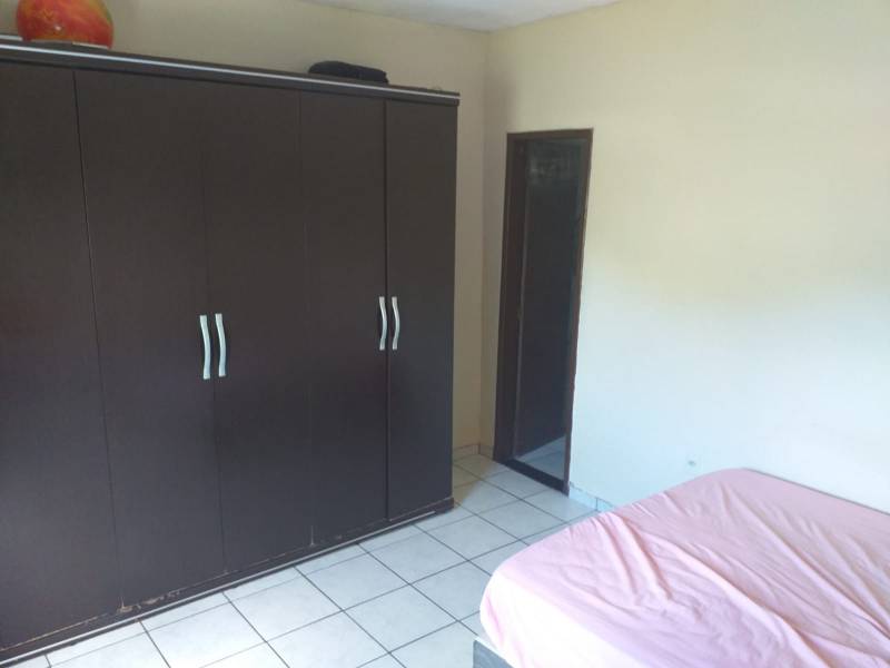 Vendo casa em Paul, ótima localização