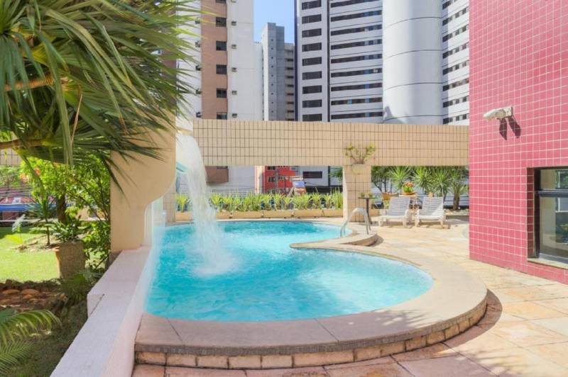 flat em fortaleza no meireles prox a beira mar