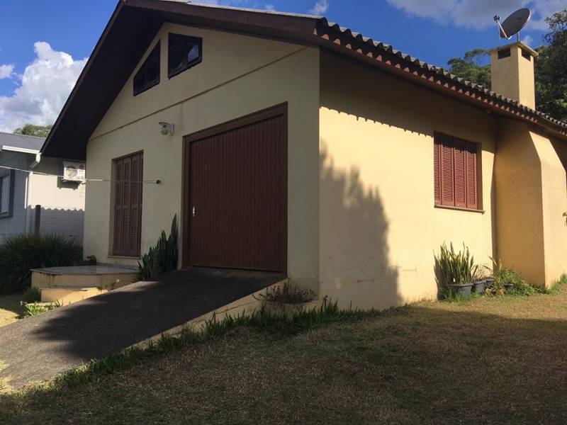 Casa - Venda - Local Tranquilo