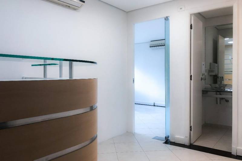 Conjunto comercial no Alto da Lapa - Locação !