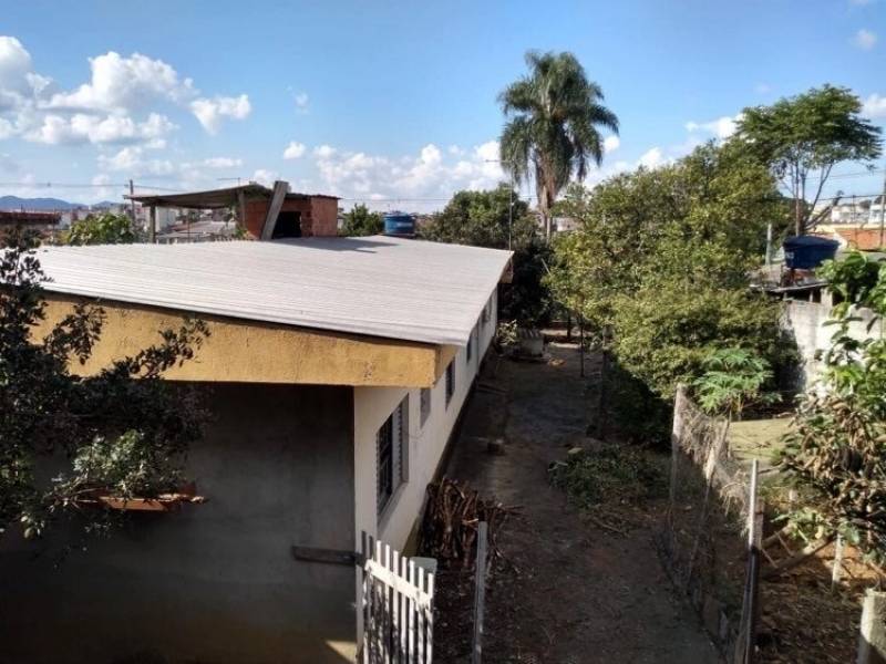 Casa e terreno