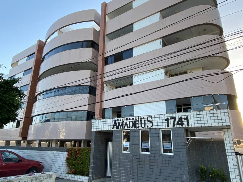 Apt de 136m² na melhor localização do Bessa