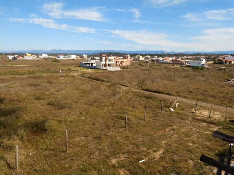 Lote de esquina na primeira quadra do Mar na Caravelle 